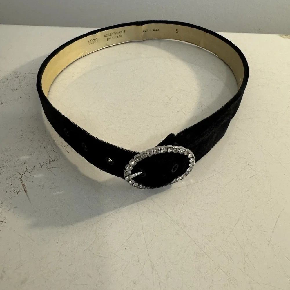 Vintage Belt black velvet with‎ large embellished Rhinestone buckle size S USA